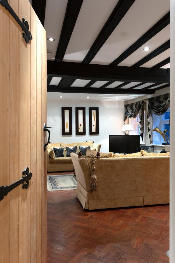 Luxury Eton House, 5 Minute Walk To Windsor Castle Villa Exterior photo